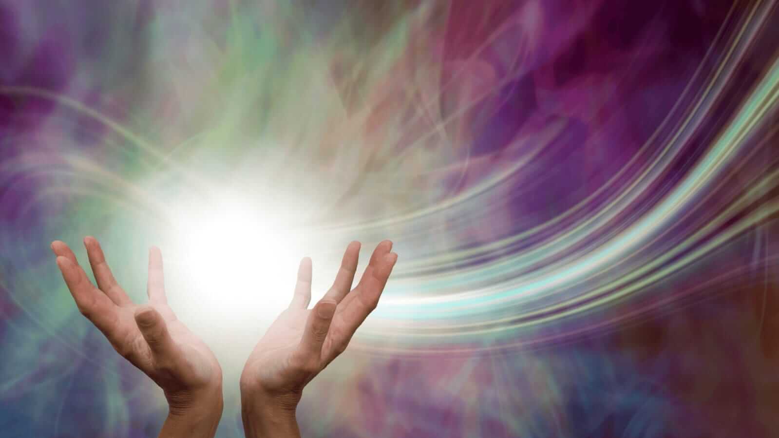 Tutto è energia, la luce nelle mani